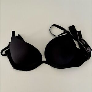 Victoria’s Secret Dream Angels Padded Demi Bra